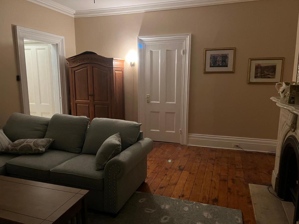 1 Bedroom Private Victorian Apt In Convenient City Location On 5 Acre, Sleeps 4 Poughkeepsie Eksteriør bilde